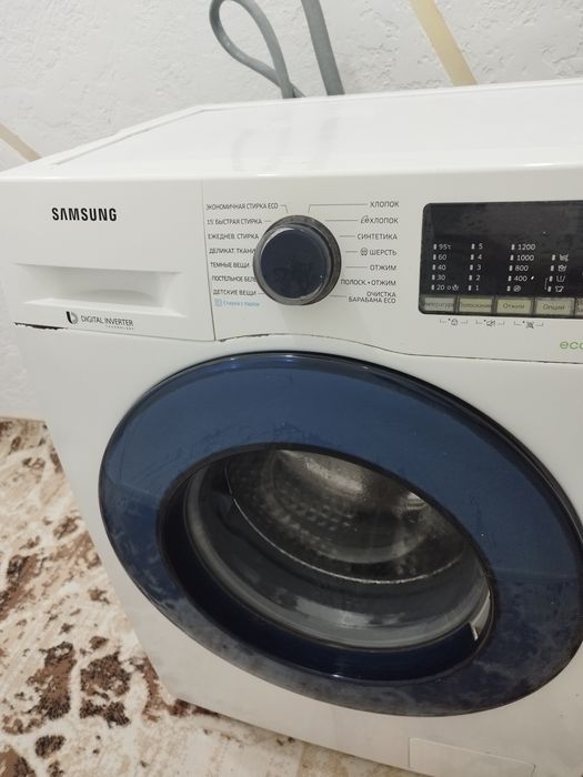 Продаю стиральную машину