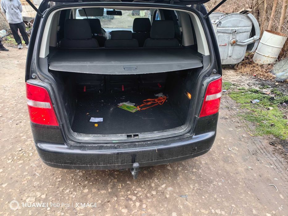 Vw Touran 2.0FSI 150к.с 6 скорости на части