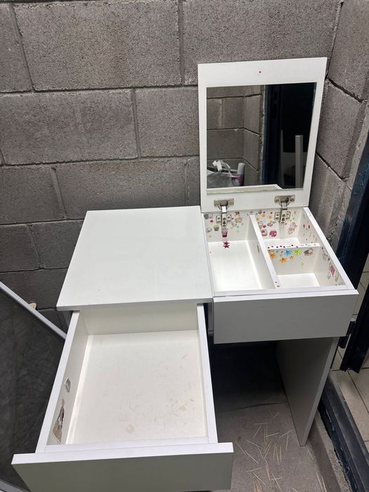 Срочно продам столик!