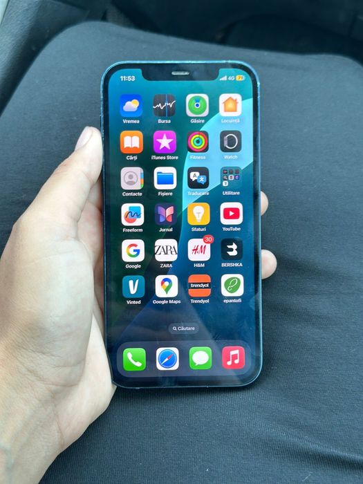 iPhone 12 în stare impecabila+accesorii