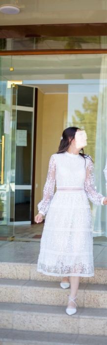 Вечернее платье белое