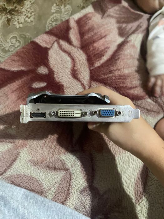 Видеокарта хорошая GTX650