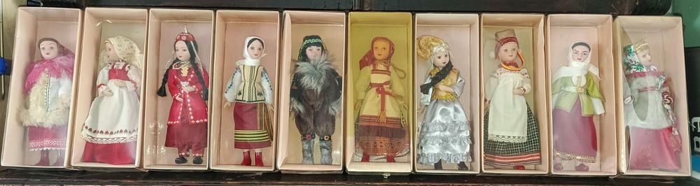 Куклы в народных костюмах