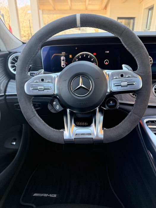 Mercedes benz AMG GT 63s An 2019