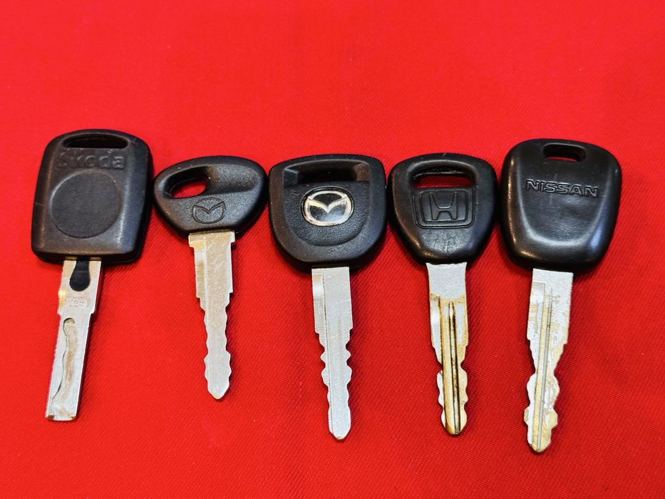 Ключ прав за Skoda Mazda Honda Nissan оригинални