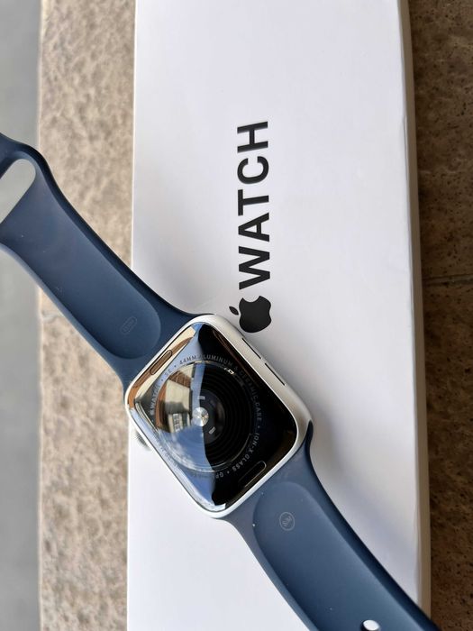 Vand Apple Watch SE 2nd Generation - 44mm