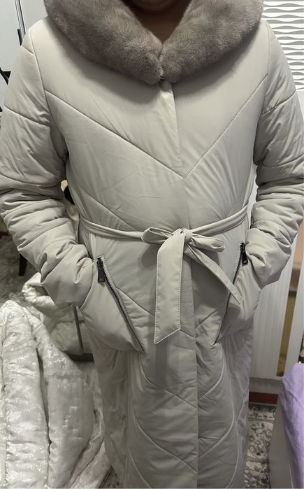 Продоется куртка