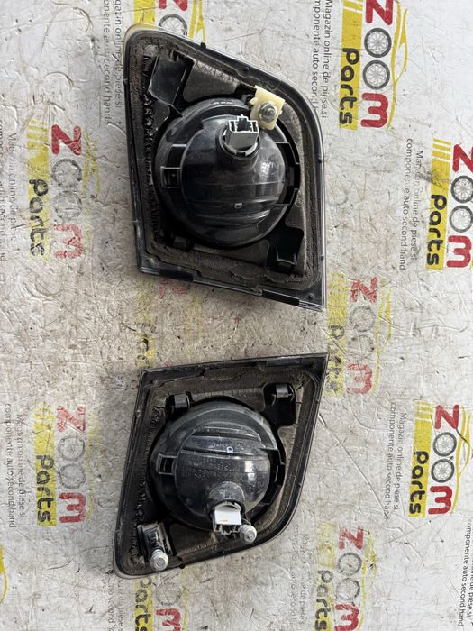 Lampa stop spate pe capota portbagaj Mazda 3 BK sedan 2003-2009