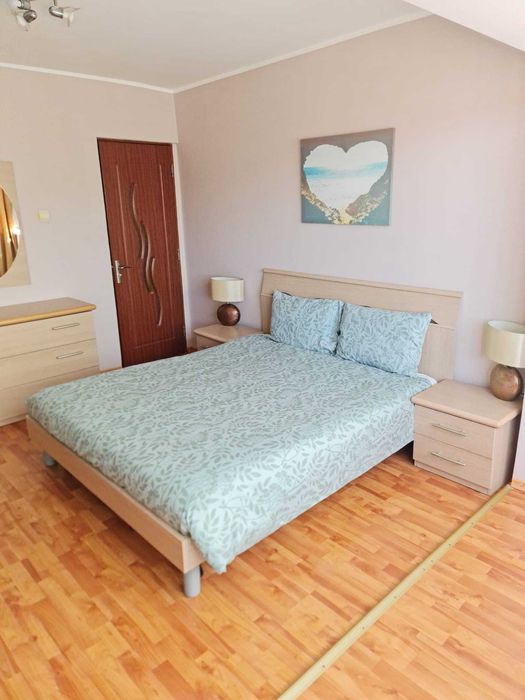 Închiriez apartament 3 camere Petroșani
