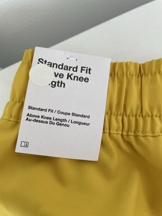 Nike къси панталони за плуване и волейбол, чисто нови.