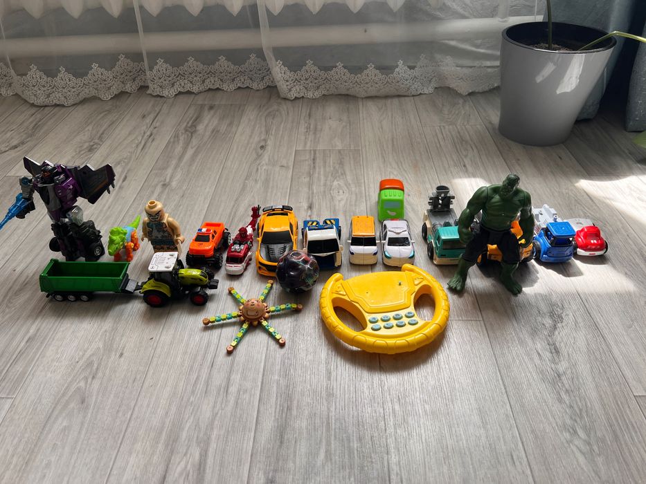 Игрушки состояние хорошее