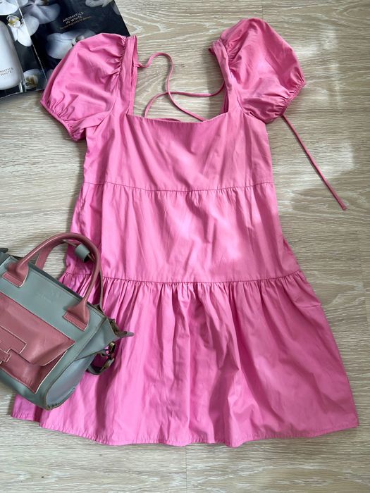 Рокля Stradivarius