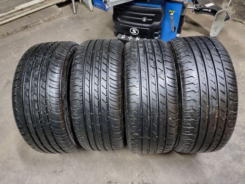 Комплект летних 225/45/18 TRIANGLE SPORT