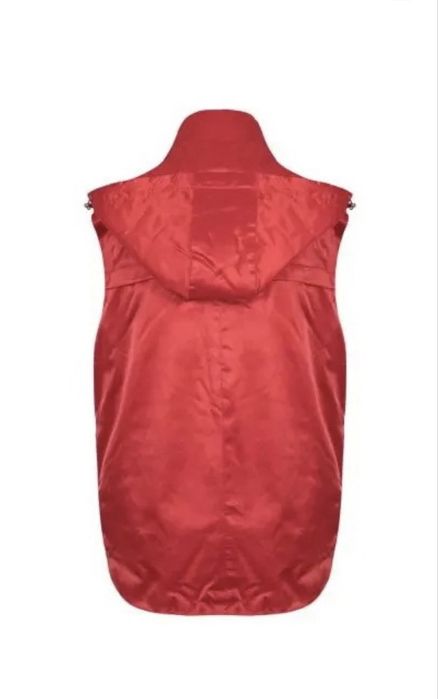 Жилет DKNY красный