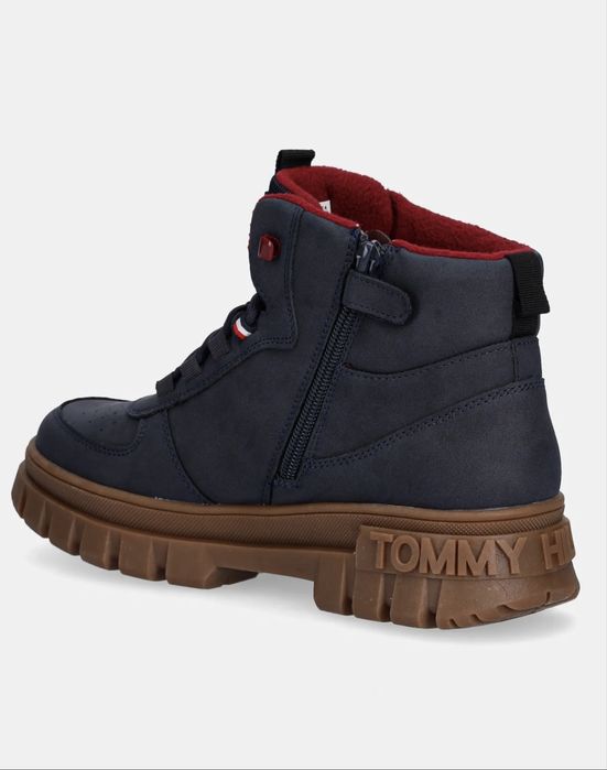 Tommy Hilfiger 37