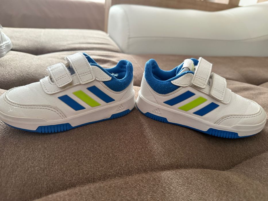 4 чифта Обувки за момче 25 номер