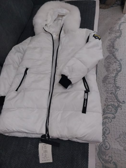 Куртка демисезонная.