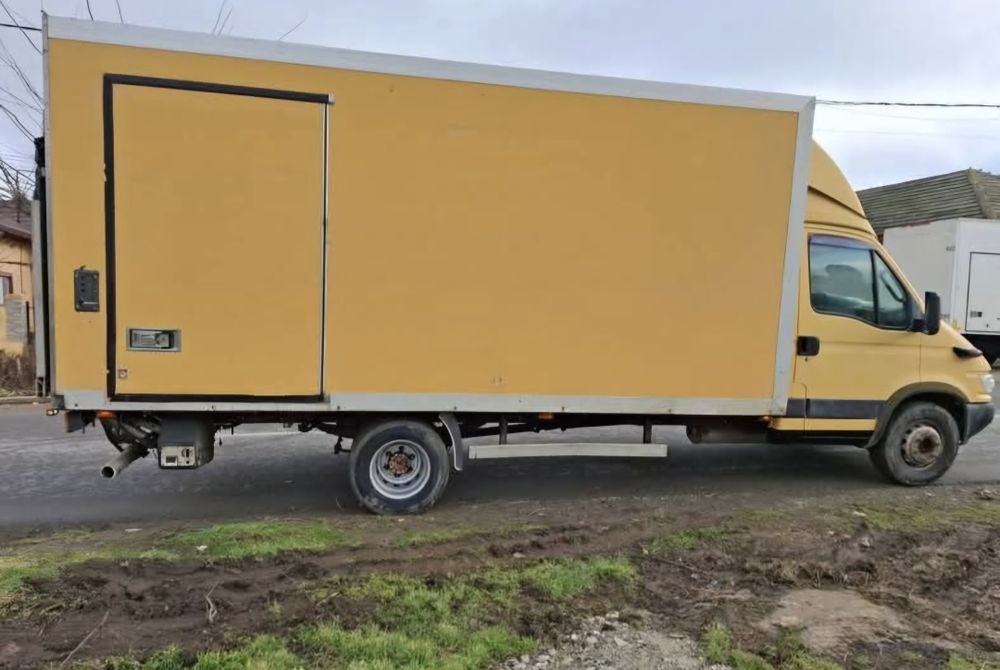 Vând iveco 65c15 detarat la 3.5 tone