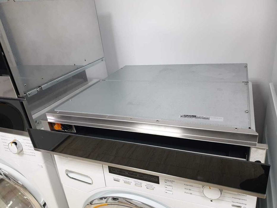 Miele Подгряващо Чекмедже без Дръжка за Вграждане в Кухня 10cm