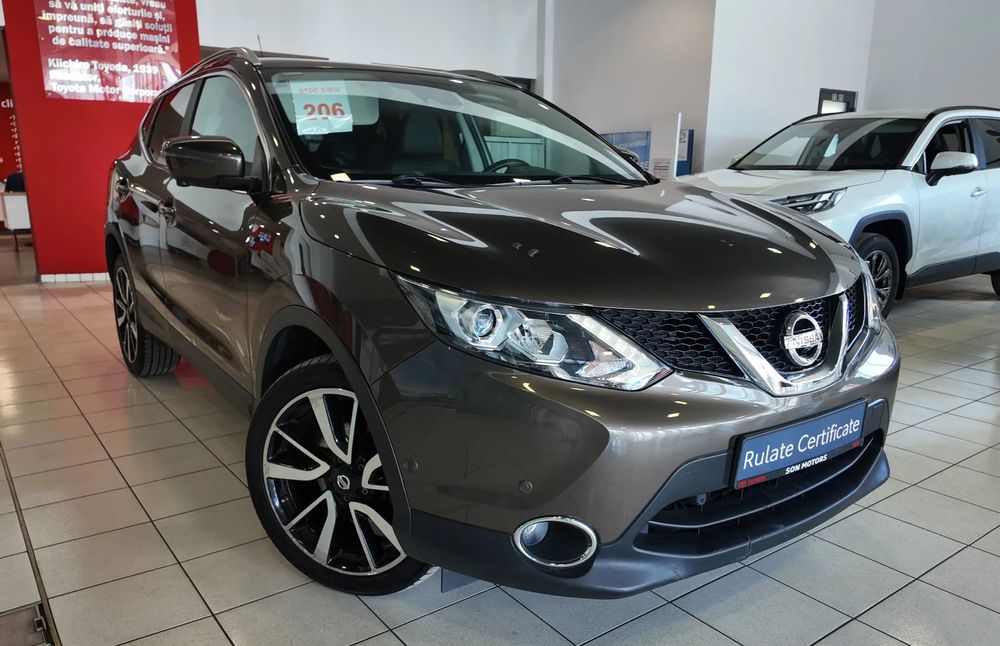 Nissan Qashqai Nissan Qashqai 4x4 1,6 dCi Tekna IN STOC LA SIBIU