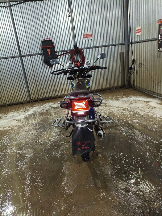 Мотоцикл LTM M9 200куб