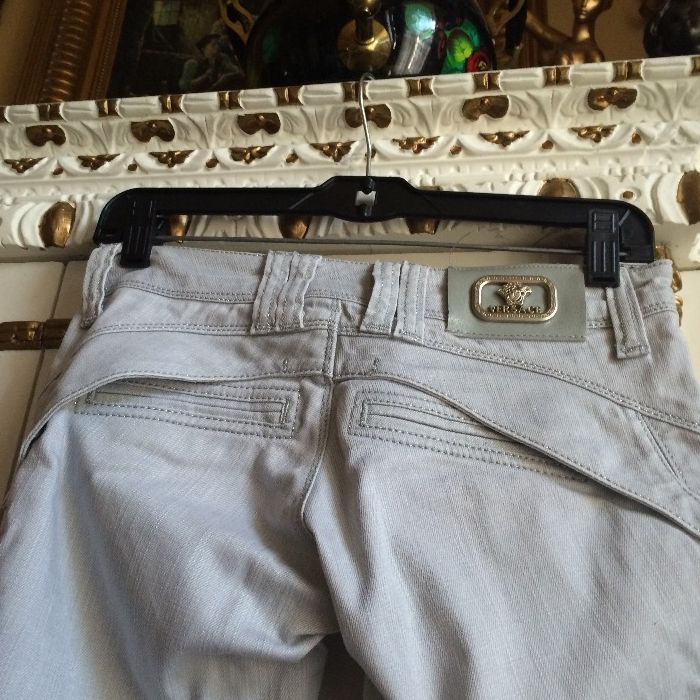 Pantaloni Versace, originali, model sport/elegant, Italia