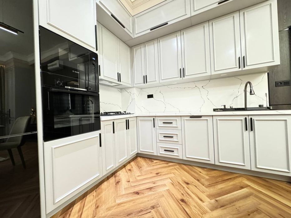 Продам квартиру 2/6/14/73м2 ЖК Skyline Tower Госпитальный рынок