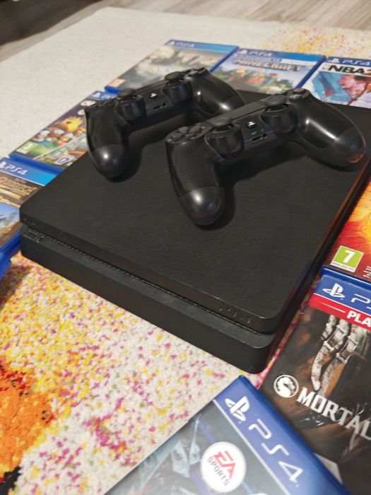 PS4 500 gb + 10 jocuri – GATA DE JOC!