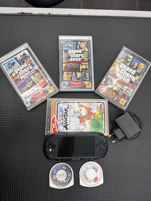 PSP street E1004