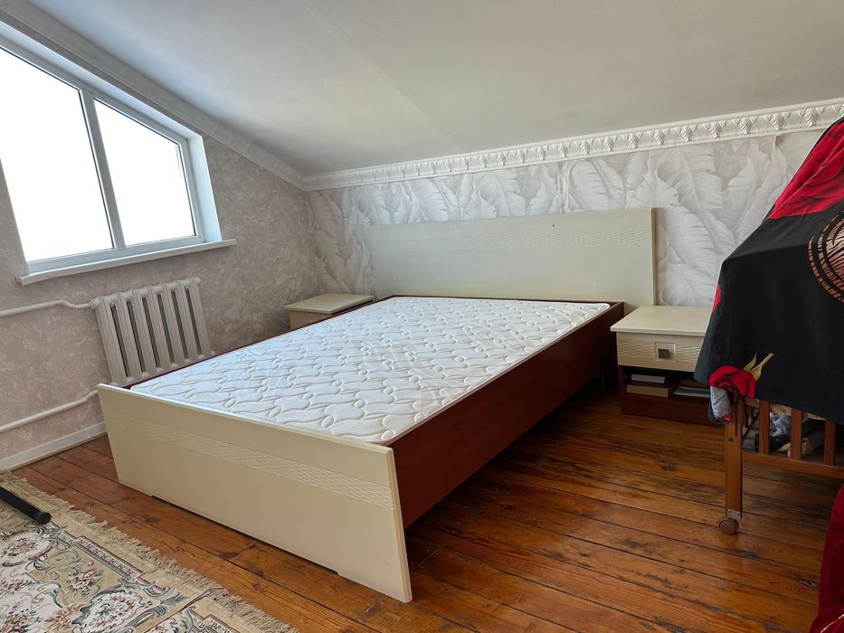 Спальный гарнитур