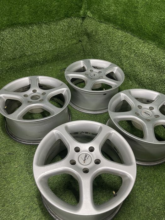 Продам титанки R17 5x120 на BMW