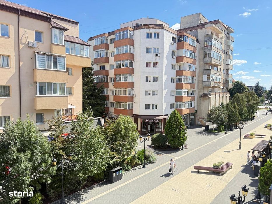Inchiriere apartament 3 camere, de lux, Targoviste, langa Primarie