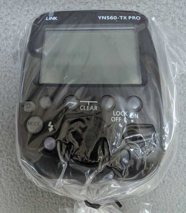 Нов комплект за Canon – светкавица YN650EX-RF + синхронизатор YN560-TX