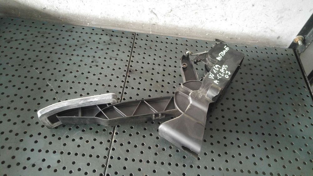 Pedala acceleratie mercedes a class w169 a1693000504
