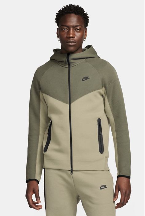 Nike Tech Fleece ОРИГИНАЛЕН мъжки екип/горнище и долнище - S