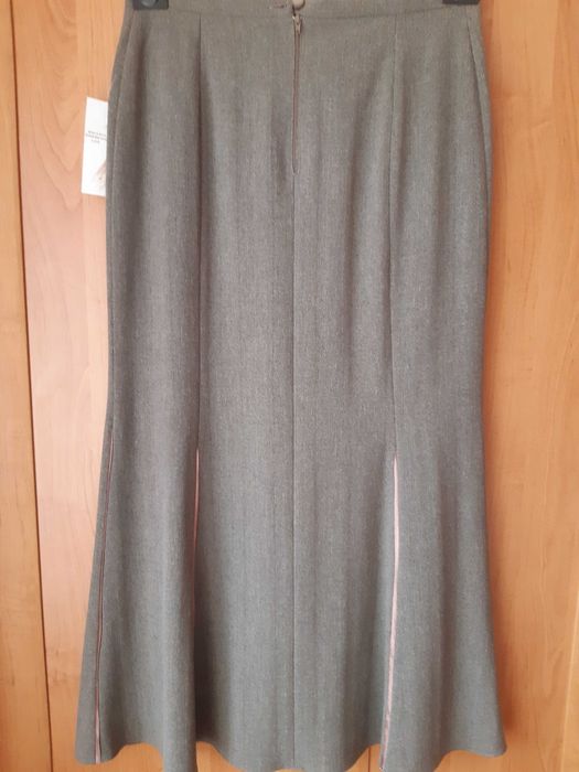 Fusta de dama, marimea 46 noua