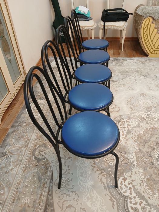 Стулья металические