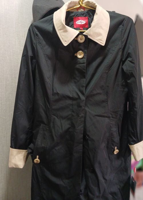 Продам плащь женский