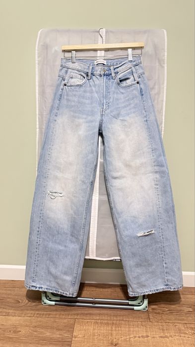 Джинсы. Джинсы ZARA.