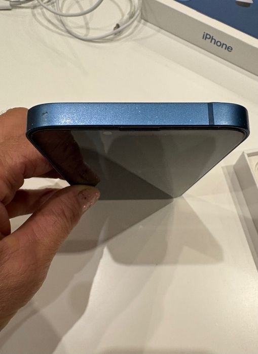 Телефон iPfone13