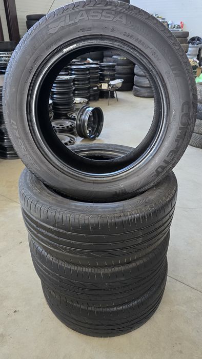 Anvelope Vara 235 55 R17