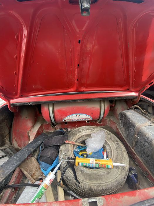 Vaz2106 sotiladi srochna yuradigan mowin aybi yoq