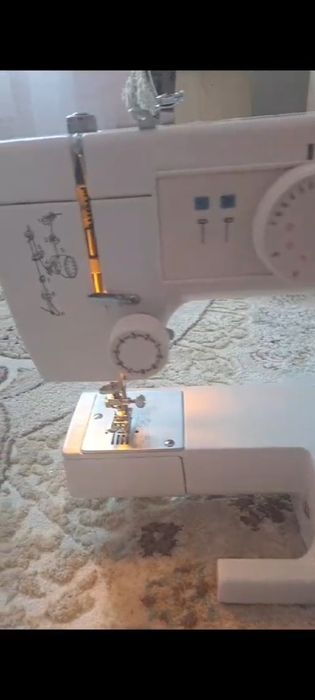 Тігін машинасы ,жаңа