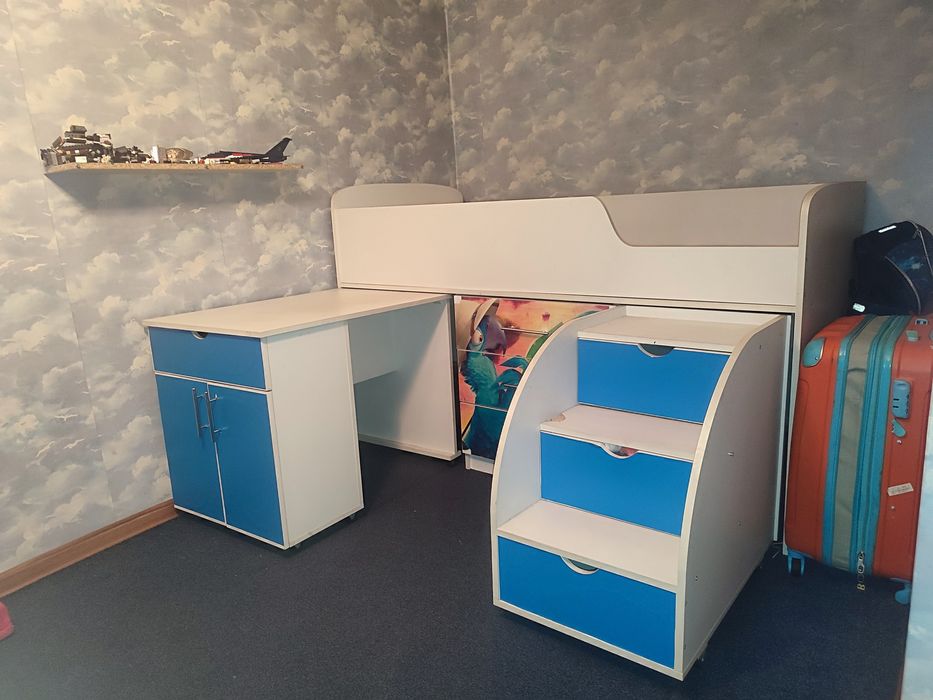 Шкаф в отличном состоянии