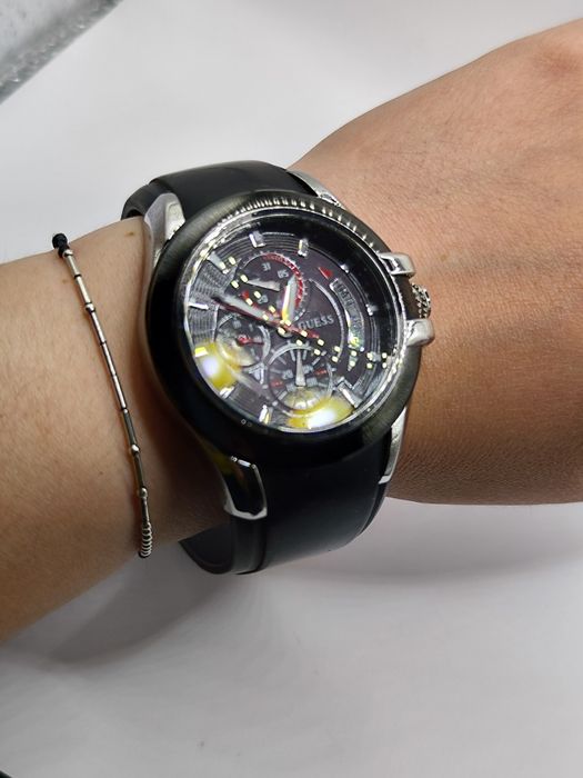 Guess мъжки часовник U10575G1