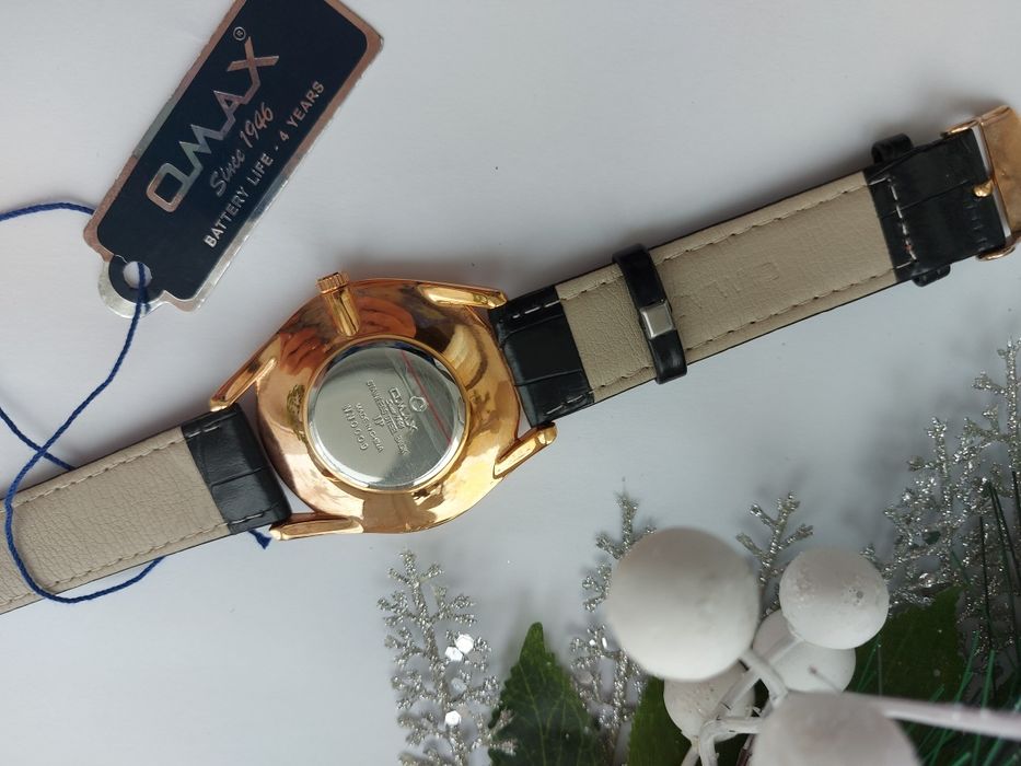 Новые наручные часы Omax.