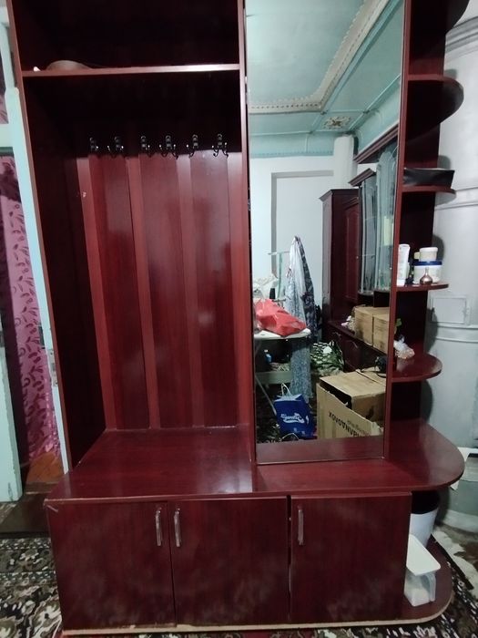 Mebel spalniy tumbochka