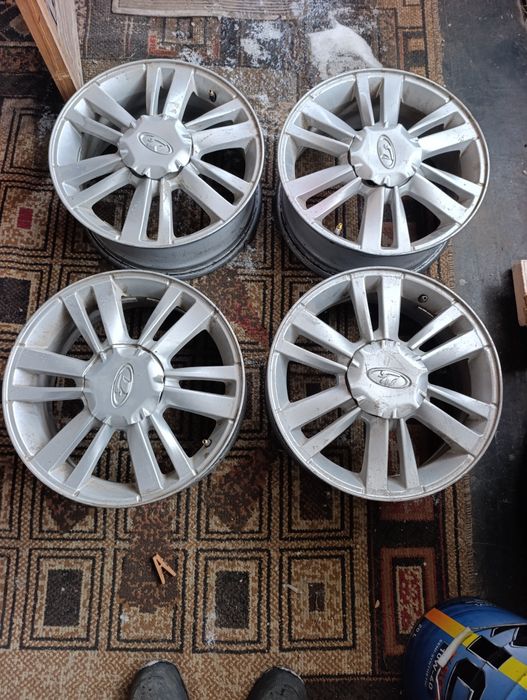 Диски на 16 разболтовка 4/100