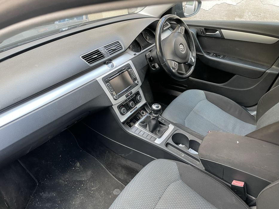Dezmembrez vw passat b7 1.6 tdi CAY euro 5