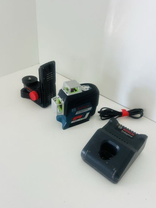 Bosch GLL 3-80 CG nivela laser 360 grade